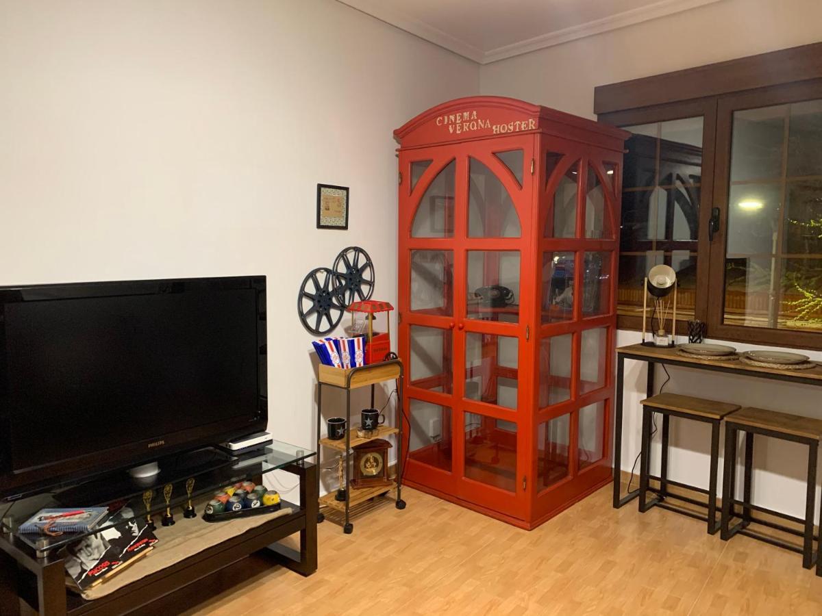 Hoster Cinema Verona Томельйосо Екстер'єр фото
